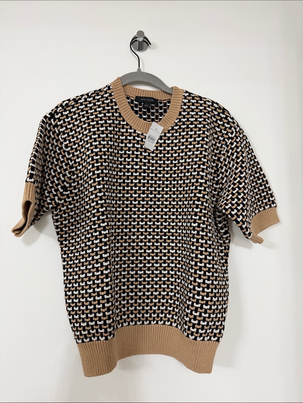Ann Taylor Black and Camel Textured Short-Sleeve Crewneck Sweater